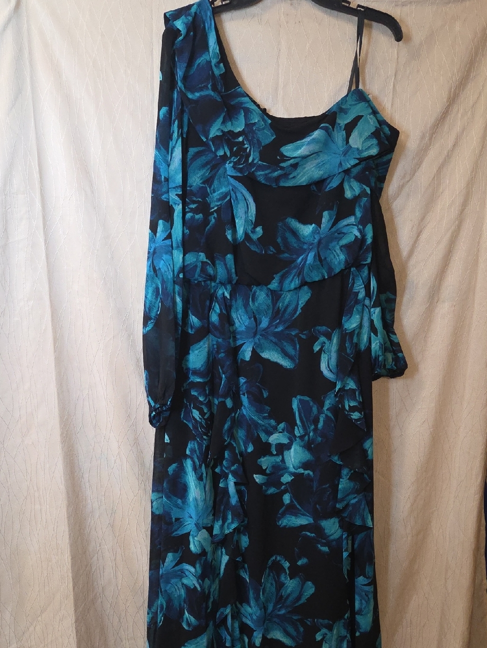 Xscape Black One-Shoulder Maxi Dress with‎ Teal Floral Print